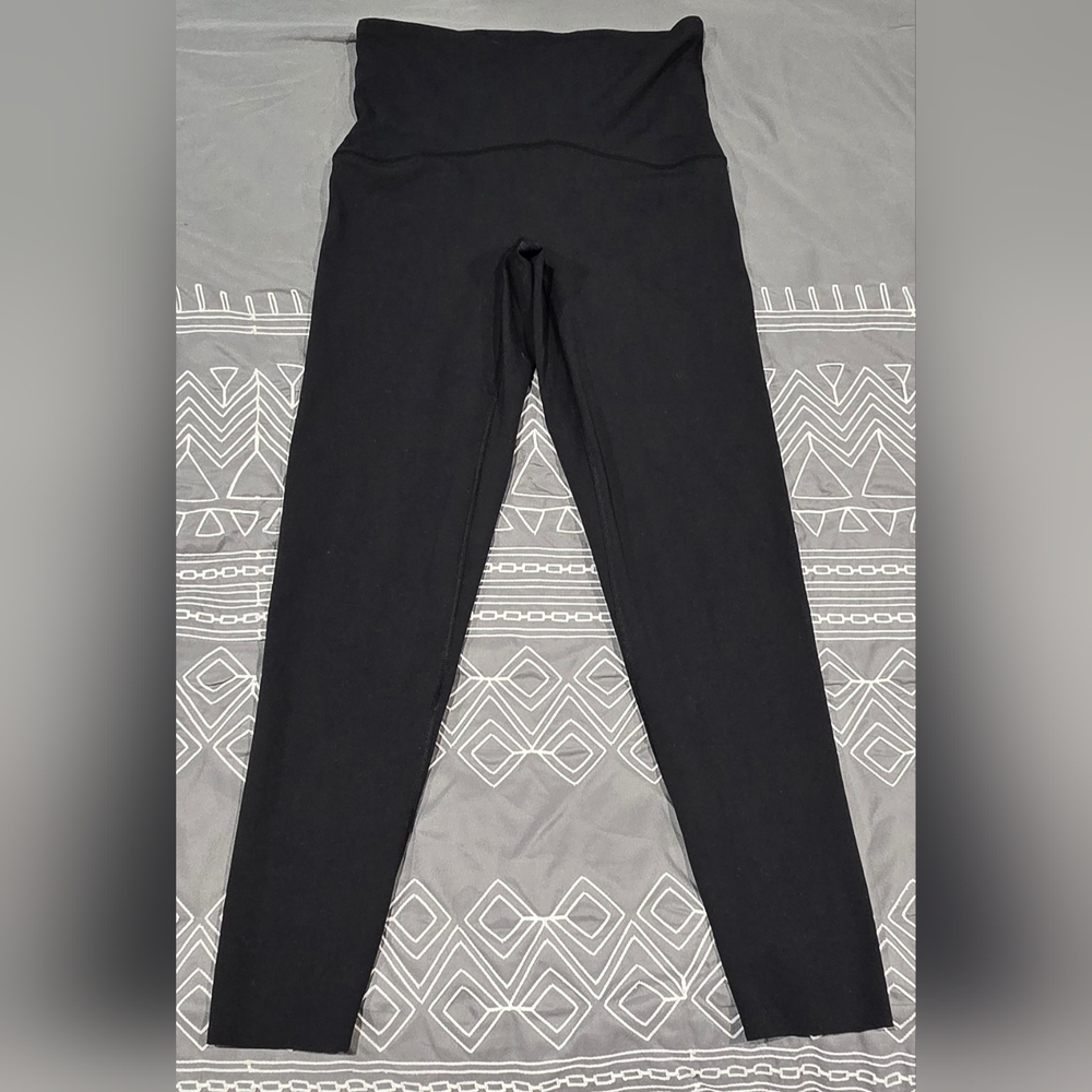SOLD!!!!!  SPANX Black High Waisted Leggings Size Medium - Picture 4 of 8
